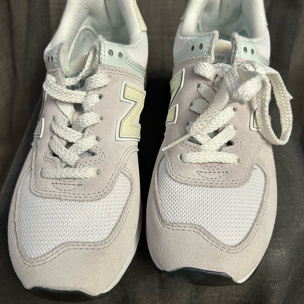 New Balance women White and Light Gray Sneakers